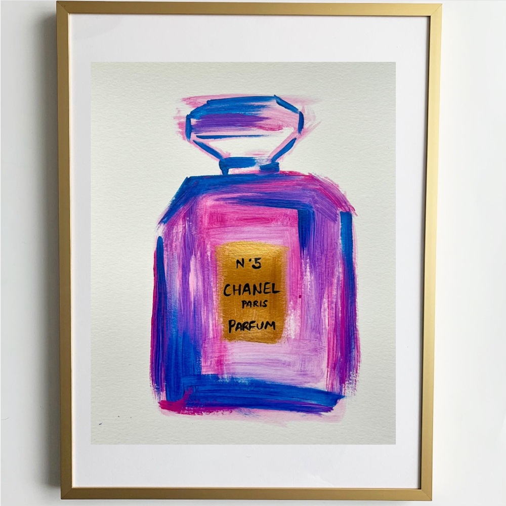 Gold Chanel °5 with frames